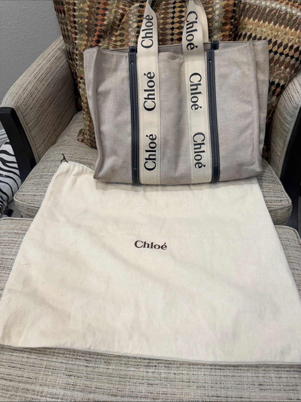 Chloé Canvas Logo Woody Tote in Beige with Navy Trim